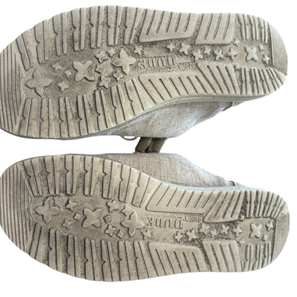 Hey Dude Women's Wendy Chambray White Nut Shoes - Picture 6 of 7